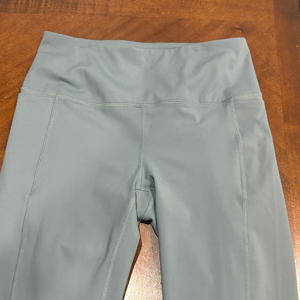 Kaki High-Waisted Leggings